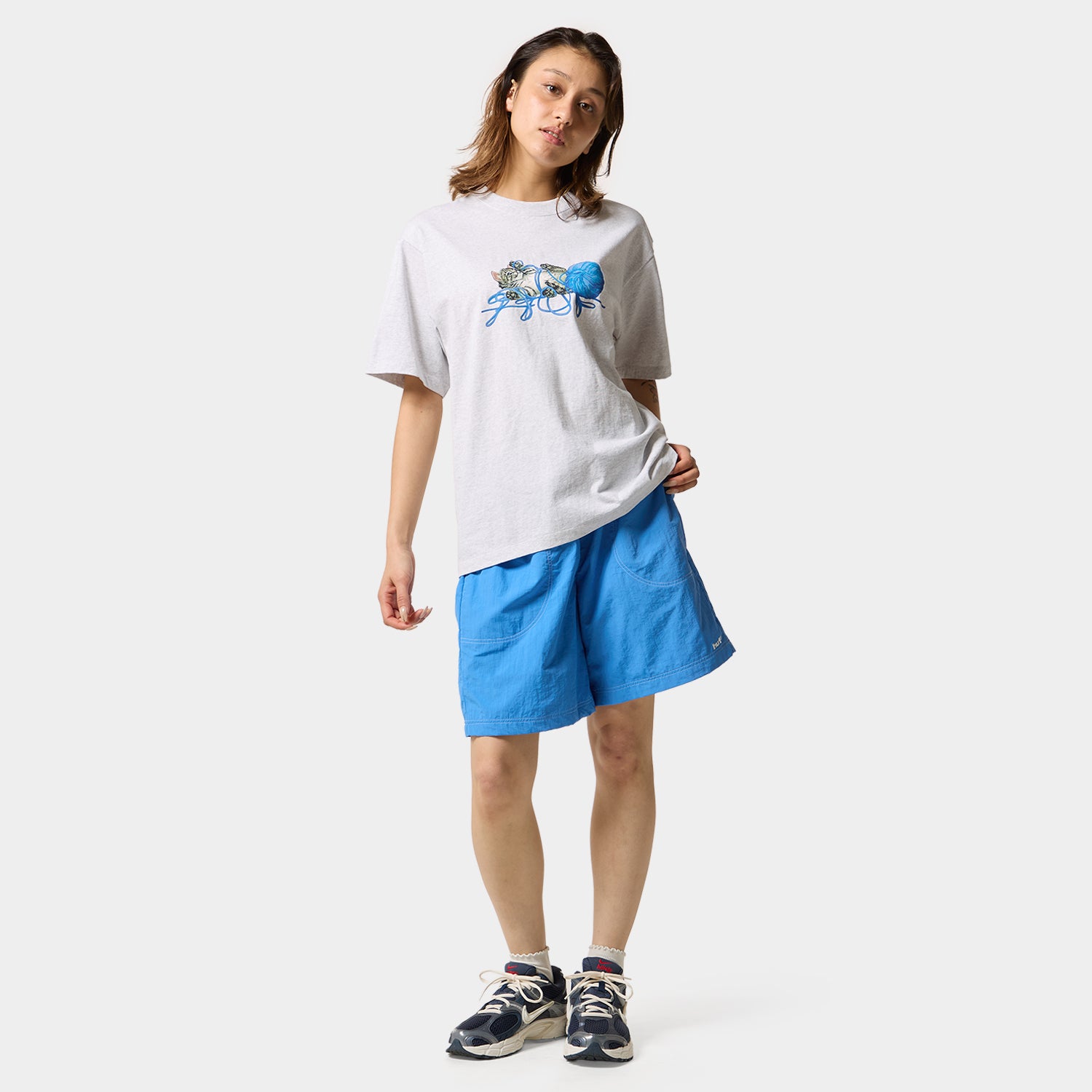 HUF (ハフ) Worldwide JP /T-SHIRTS（Tシャツ）/ PAWS TEE商品 / ASH GREY