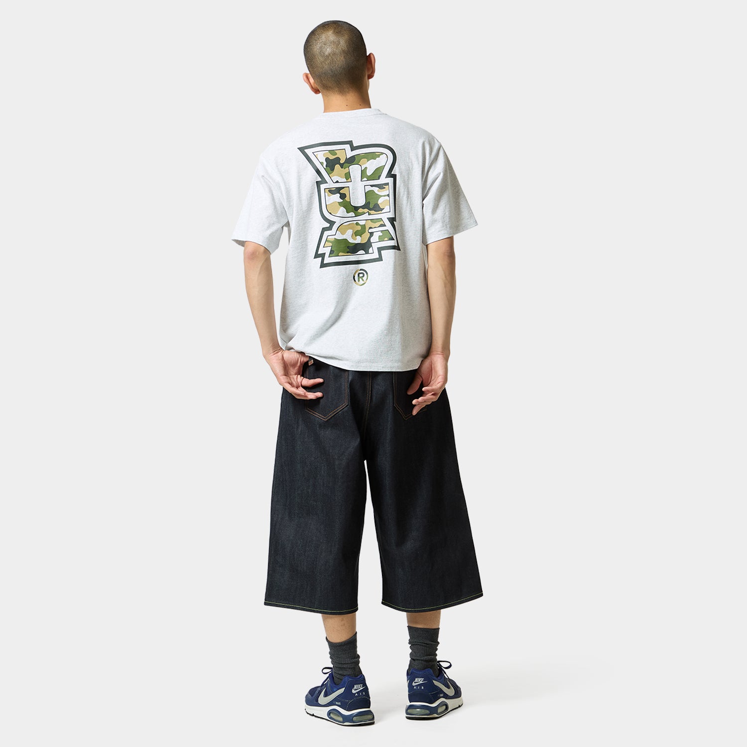 HUF (ハフ) Worldwide JP /T-SHIRTS（Tシャツ）/ MEGABLAST CAMO TEE商品 / BLACK
