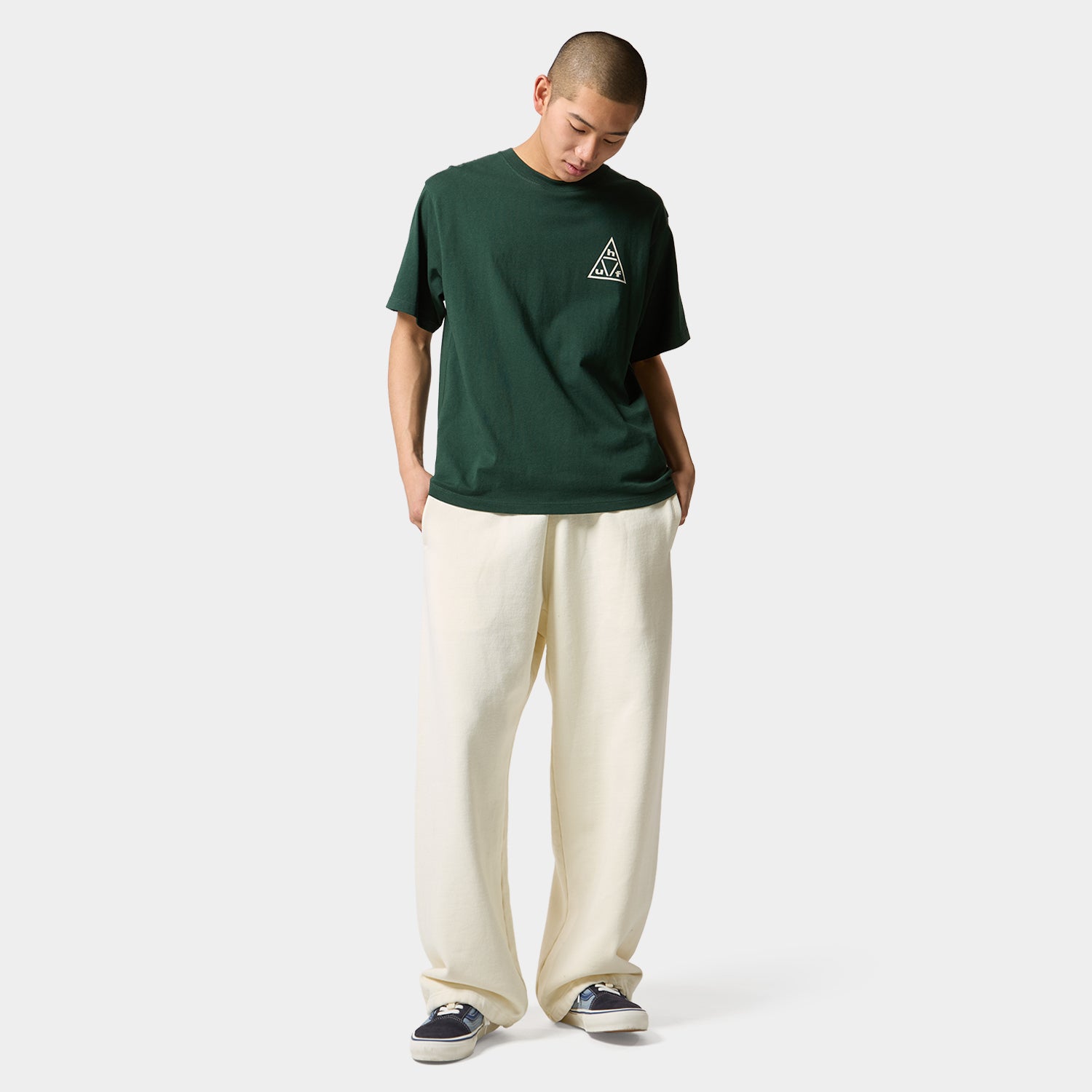 HUF (ハフ) Worldwide JP /T-SHIRTS（Tシャツ）/ TRIPLE TRIANGLE TEE商品 / FOREST GREEN