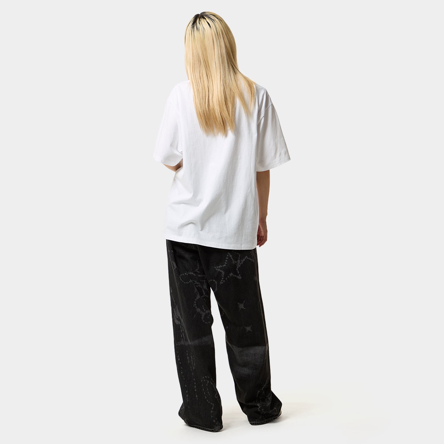 HUF (ハフ) Worldwide JP /T-SHIRTS（Tシャツ）/ CHILL DOG TEE商品 / WHITE