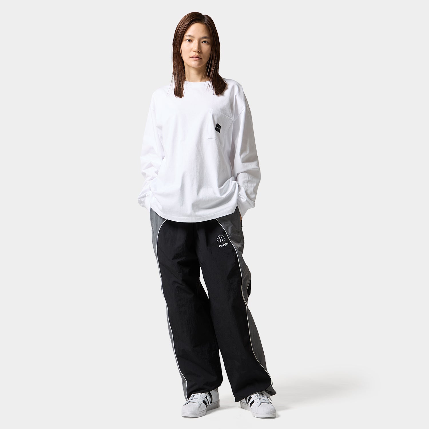 HUF (ハフ) Worldwide JP /T-SHIRTS（Tシャツ）/ BOX LOGO POCKET LS TEE商品 / BLACK
