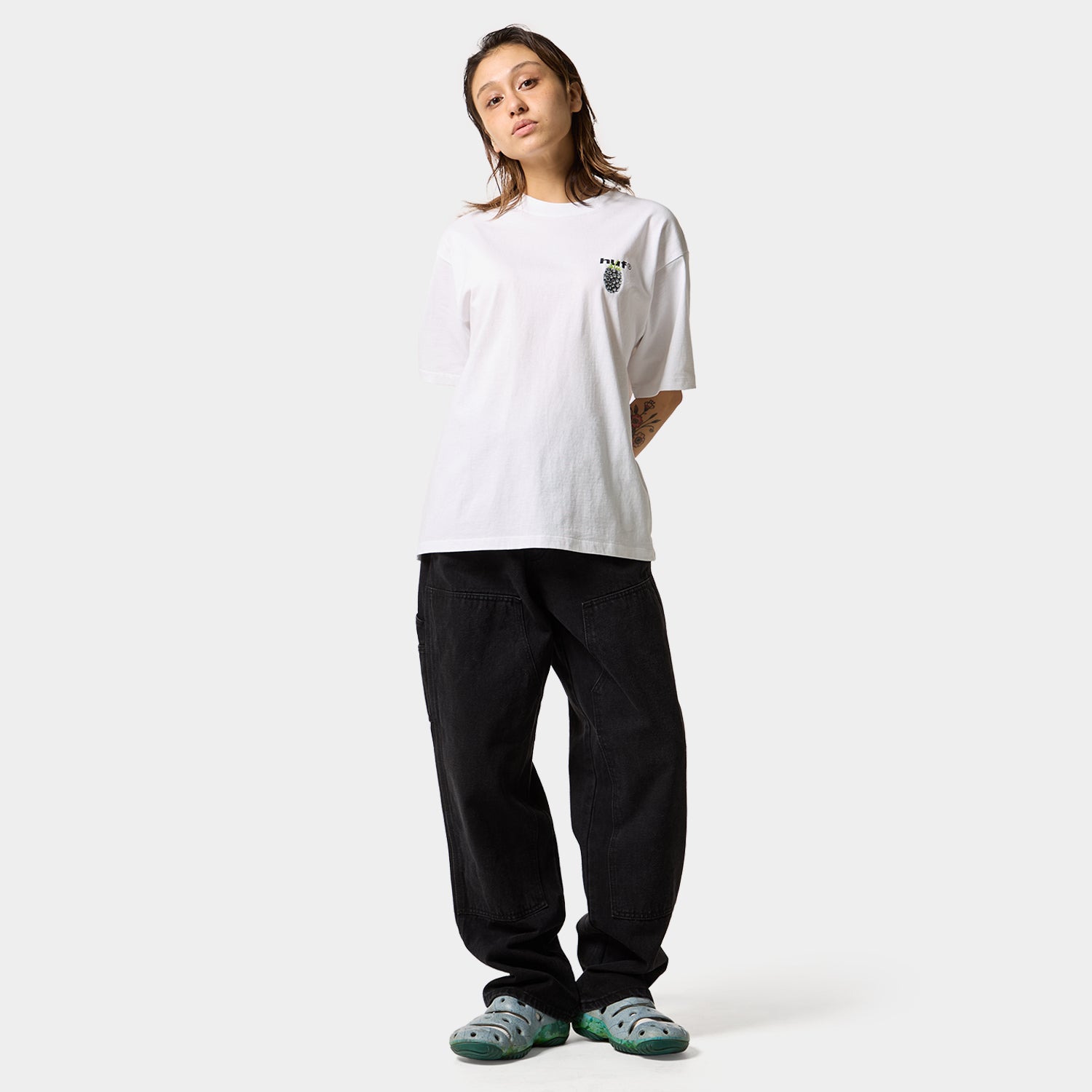 HUF (ハフ) Worldwide JP /T-SHIRTS（Tシャツ）/ BLACK BERRY TEE商品 / ASH GREY
