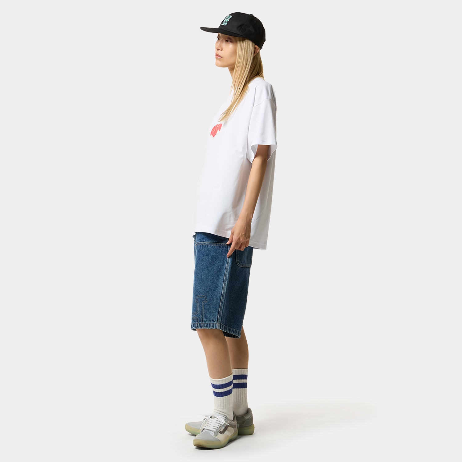HUF (ハフ) Worldwide JP /T-SHIRTS（Tシャツ）/ HUF X EVISEN SKATEBOARDS HUF SUSHI TEE商品 / WHITE
