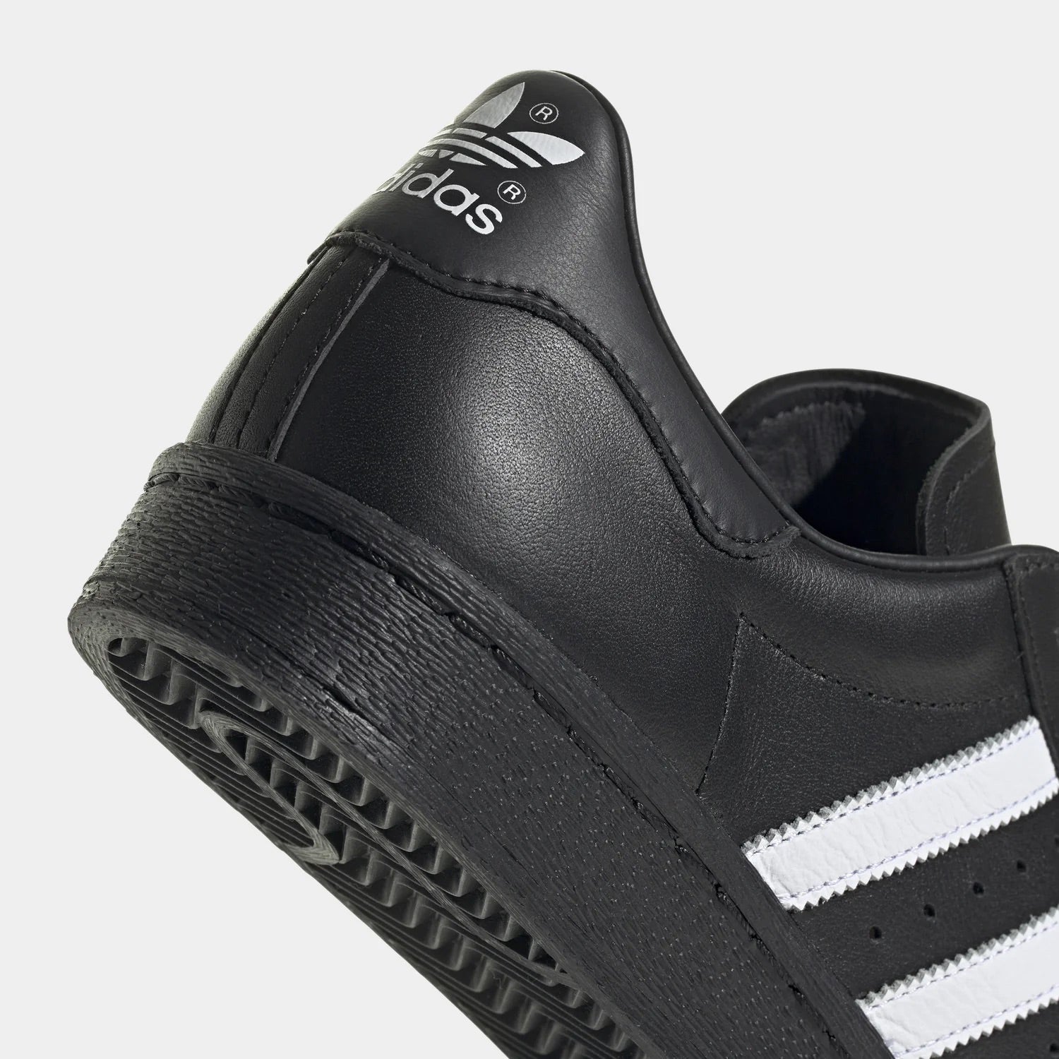 HUF (ハフ) Worldwide JP /FOOTWEAR（スニーカー）/ ADIDAS SUPERSTAR 82商品 / BLACK